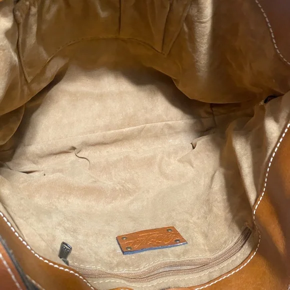 Patricia Nash Urbino Hobo Tan Leather Shoulder Bag - Picture 3 of 8